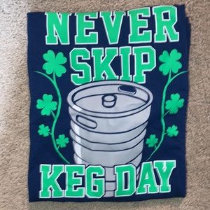 NWT Tipsy Elves St Patrick’s Day Never skip Keg Day Punny Fun Pun shirt xxl